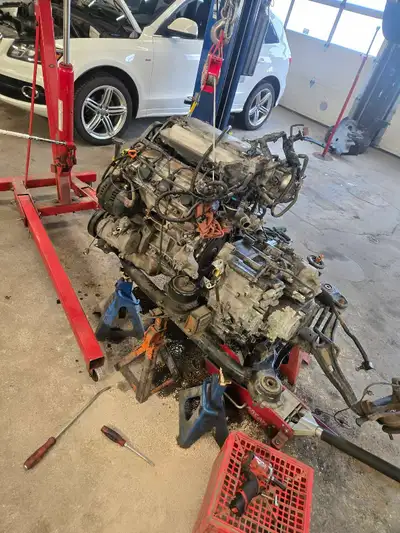 Calgary Mobile Mechanic Redseal Journeyman Automotive Technician Serving Calgary and surrounding are...
