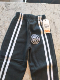 Toddler (sz 2) 'police' sweat pant
**NEVER USED**