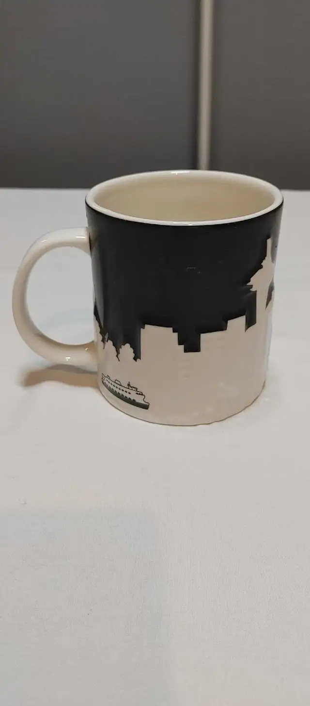 Starbucks Seattle mug. in Kitchen & Dining Wares in Calgary - Image 2