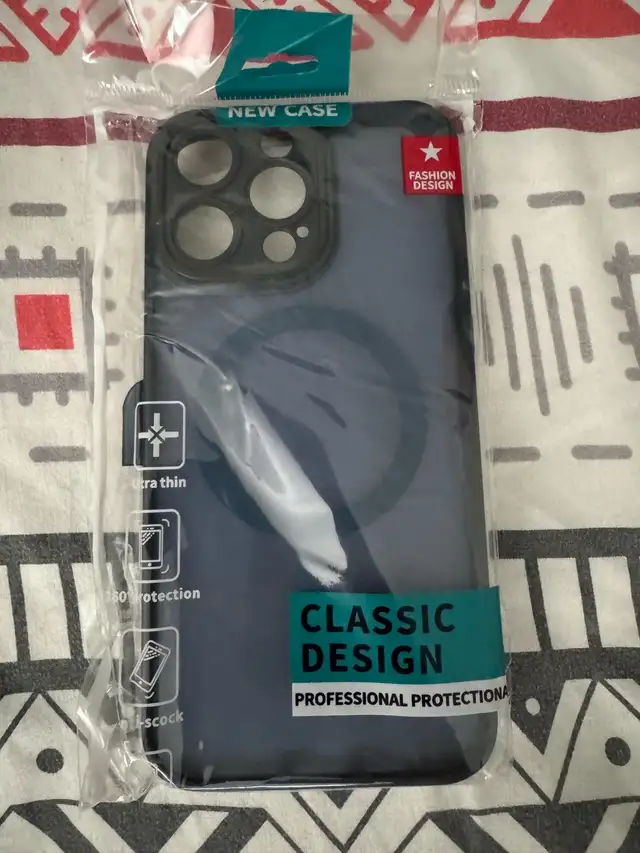 Blue iPhone 15 Pro Max Case (Used) in Cell Phone Accessories in City of Toronto - Image 4