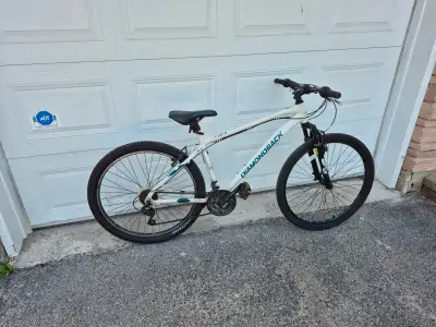 Diamondback Odyssey 27.5" mountain bicycle (19" alumn frame), View more
