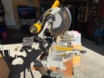 DeWalt 12 inch mitre saw, View more