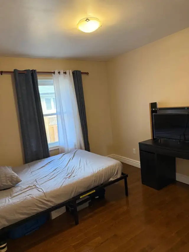 Private Room for Rent – Victoria Park & Consumer
