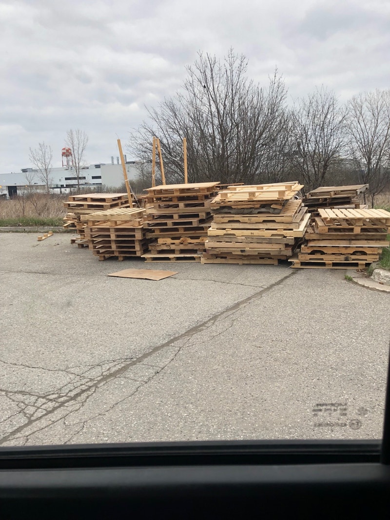 Free pallets Free Stuff London Kijiji