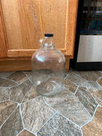 Glass jug