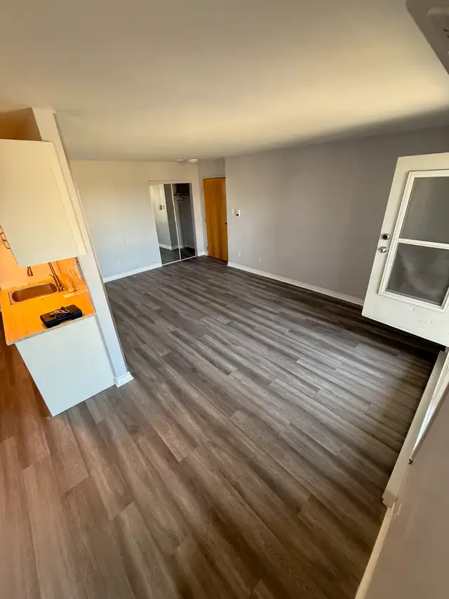 La Prairie - 5 1/2 - Immédiatement