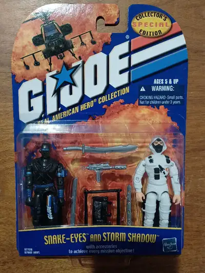 Snake Eyes and Storm Shadow GI Joe 2 Pack MOC from 2000 Never been opened. The packaging is in excel...