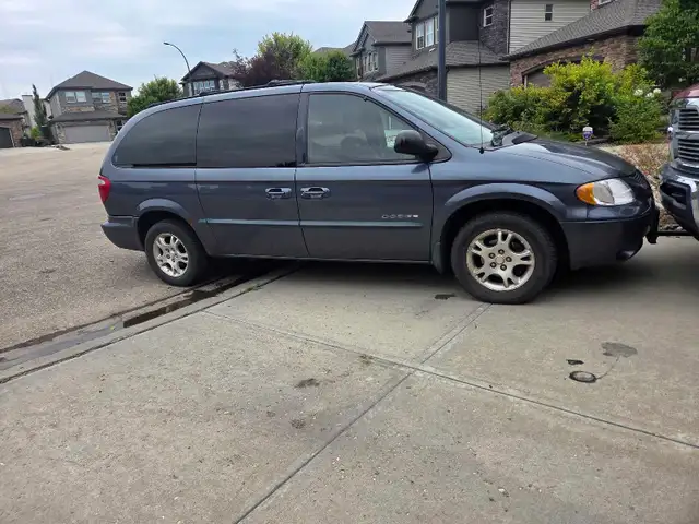 2001 dream machine. (Grand Caravan)