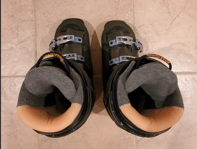 Rossignol women ski boot in Ski in Markham / York Region - Image 6
