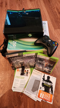 XBox 360 250 GB pour jeux vidéos 