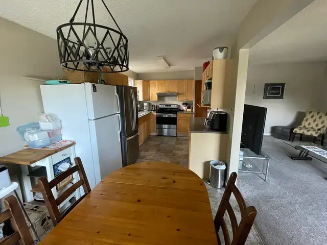 Private, Very Clean, Furnished, Upstairs bedroom - Varsity NW in Room Rentals & Roommates in Calgary - Image 3