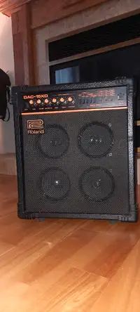 Ampli 15 watt Roland 