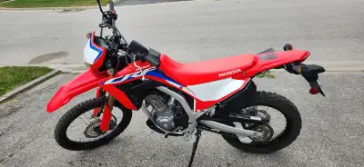 4900kms, great bike. Have ownership, manuals. Skid plate, extra brand new rear tire, brand new bark...