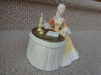 ROYAL DOULTON.lge figurine,70s,'MEDITATION"lovely