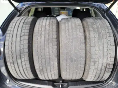 Michelin X-Ice Snow/Winter Tires 225/70/R16 Set of 4 Good Condition with about 40-50% tread remainin...