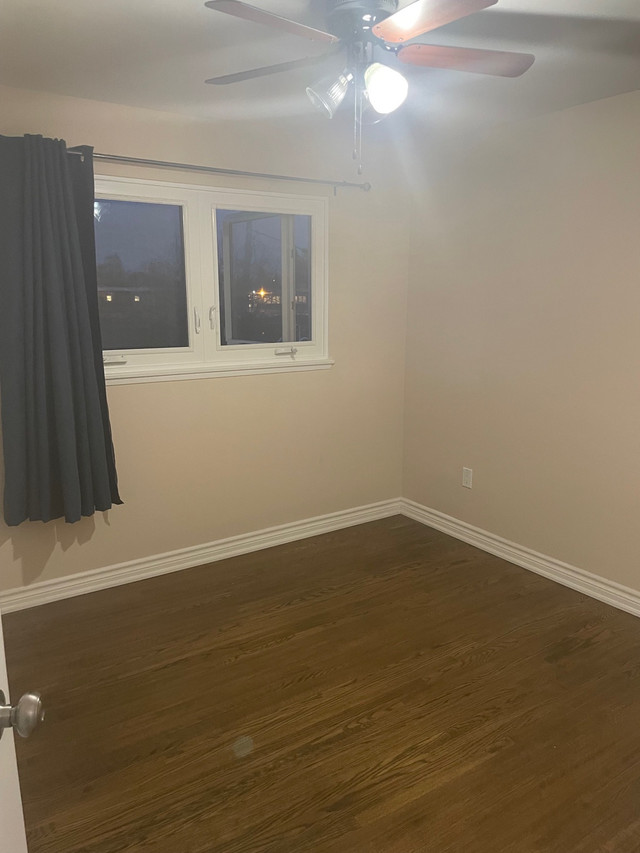 Room for rent in Room Rentals & Roommates in Mississauga / Peel Region - Image 2