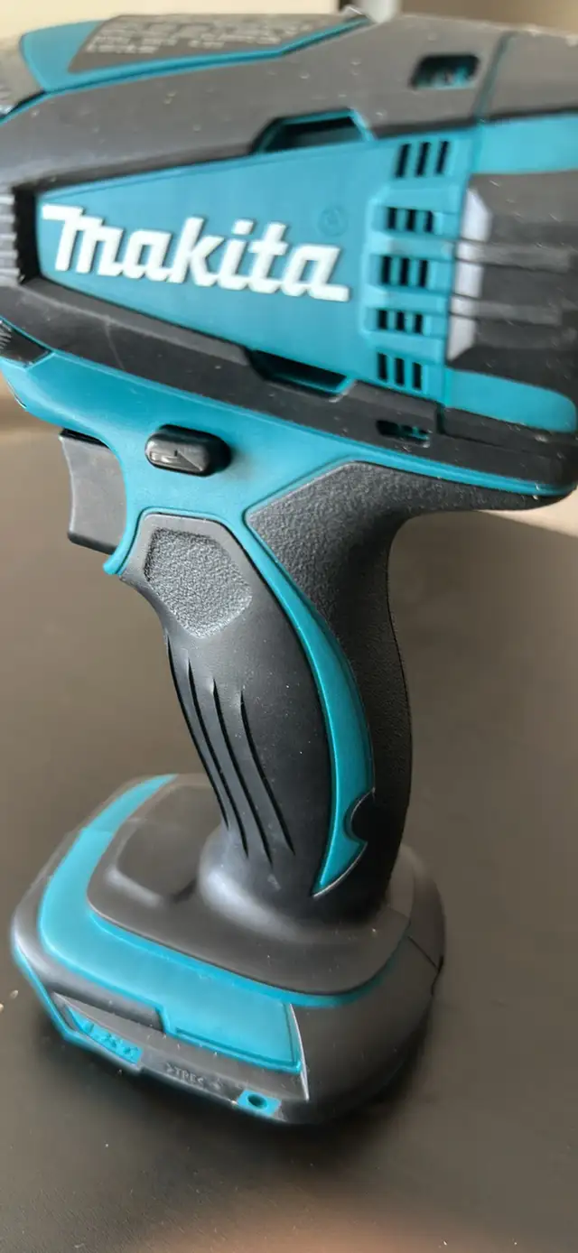 Makita Impact Driver in Power Tools in Edmonton - Image 5