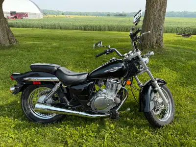 250 cc, great starter bike. Good used condition. Comes with saddle bags, trickle charger and fuel st...