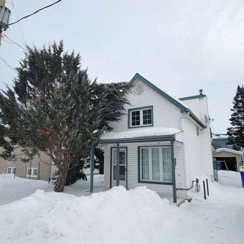 2BD 2Bath Single House for Rent 1950/m Gatineau Sep 16 Long Term