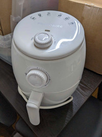 Air Fryer (Frigidaire 