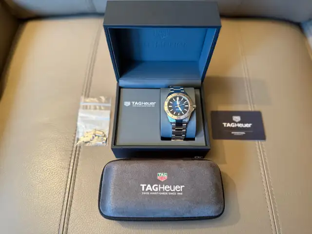Tag Heuer Aquaracer Professional 200 Automatic 40mm Diver Watch in Jewellery & Watches in City of Montréal - Image 2