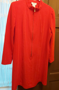 New-Size 16- Elegant Front Zipper Red Dress- clothes. Prom 