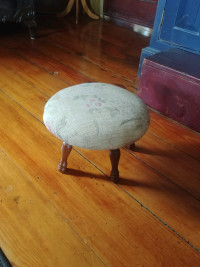 Small stool vintage.