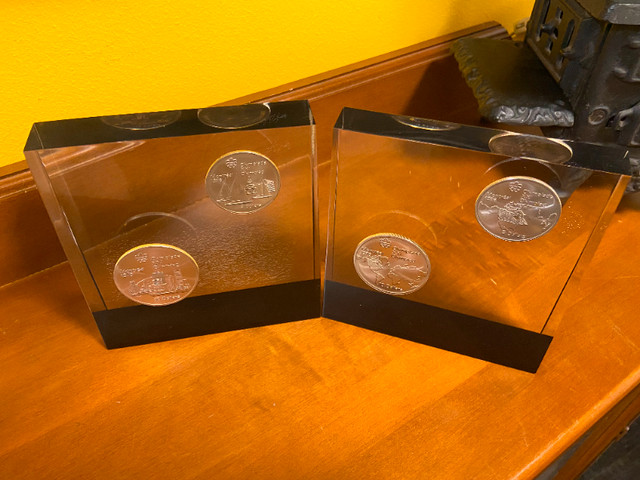 1976 Montreal Canada Olympic Silver Coins in Lucite Bookends in Arts & Collectibles in Oshawa / Durham Region - Image 4