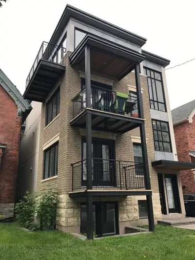 Room in 3 Bedroom Apartment near UOttawa
