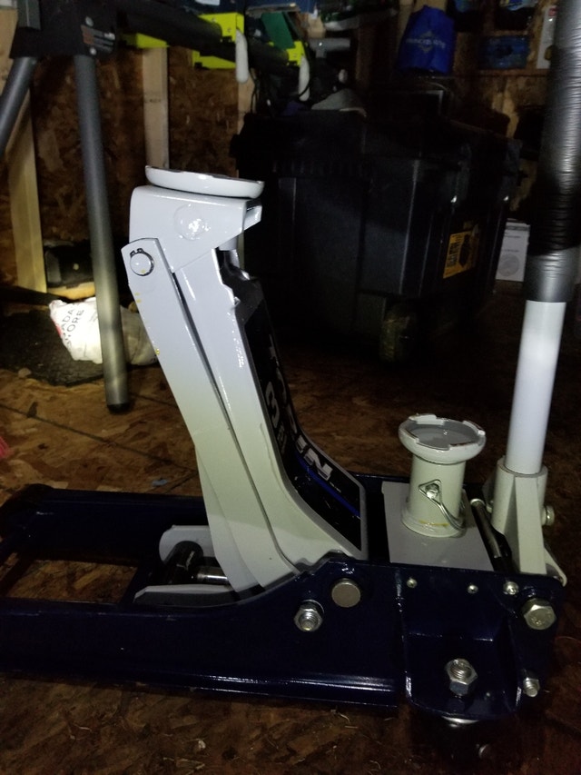 Torin 3ton Professionalgrade Lowprofile Rapidlift Floor Jack Hand