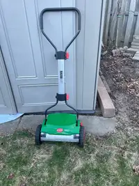 Brill Razor cut Manual lawn mover