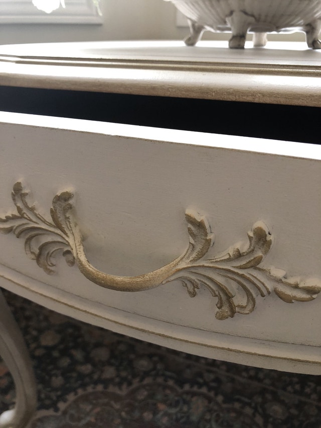 Table French Provincial Shabby Chic vintage Coffee Tables Ottawa