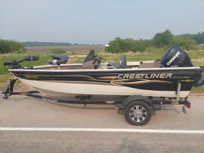 75 hp Evinrude E-Tec. Motor runs like brand new and can be heard running. 2023 Uterra self deploy i-...
