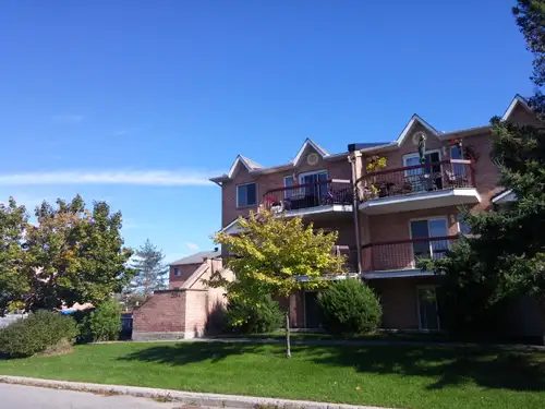 LES IMMEUBLES DESMARAIS (www.immeublesdesmarais.ca) ------------------------------------------------...
