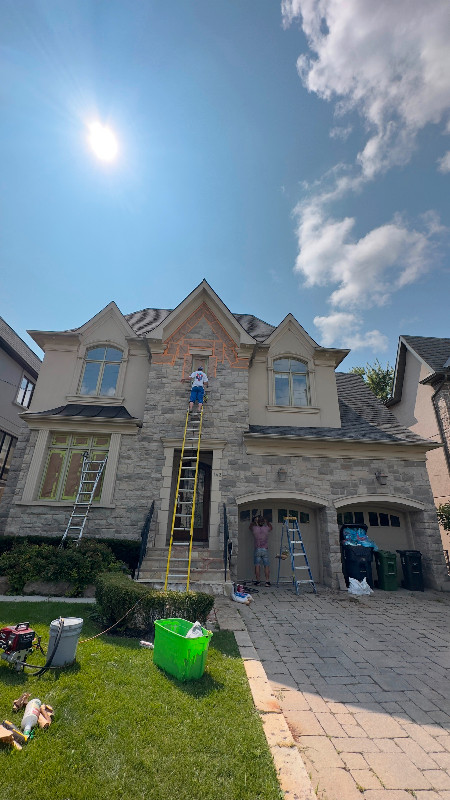 Exterior Painting  %20 OFF in Painters & Painting in Markham / York Region - Image 3