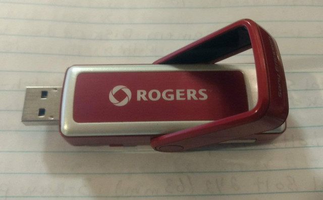 Wifi on the go wireless Rogers Mobile data stick $50 in Laptops in Belleville - Image 3