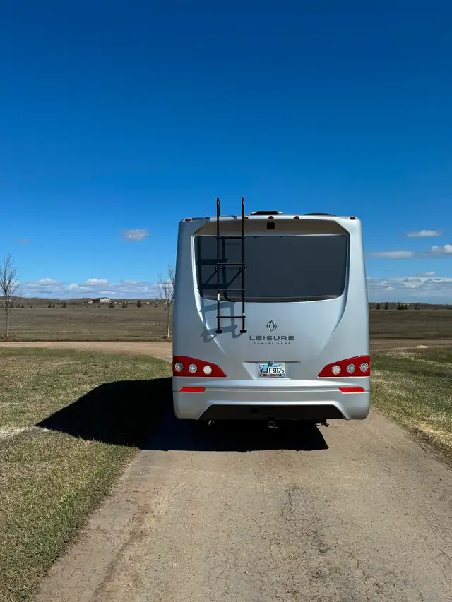 2024 Mercedes Benz Unity MBL Leisure Travel Van NO GST in RVs & Motorhomes in Grande Prairie - Image 3