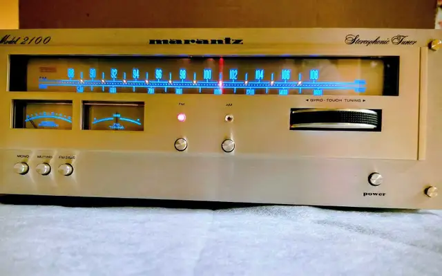 VINTAGE MARANTZ STEREO TUNER  in Other in Markham / York Region - Image 2