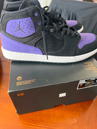 Jordan Access black / purple