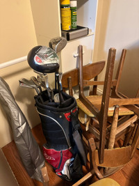 Beginner set of golf clubs