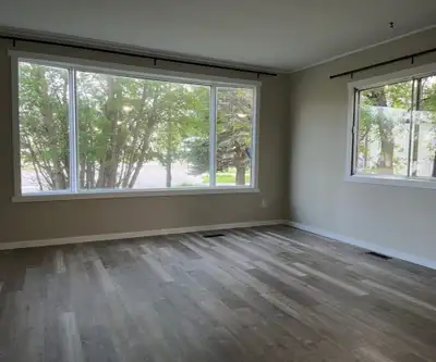3 Beds • 1 Bath Home for Rent — Rocky Mountain House, AB Now accepting applications for a well‑kept...