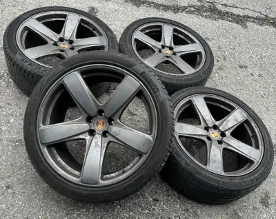 I have a set of the platinum satin Porsche Macan 21 inch staggered original oem wheels wrapped in Pi...