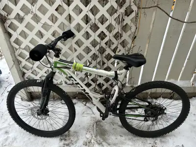 mountain bike , , View more