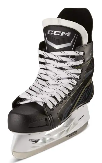 New inbox. Purchased a few months ago, but due to a recent injury, I won’t be playing hockey this ye...