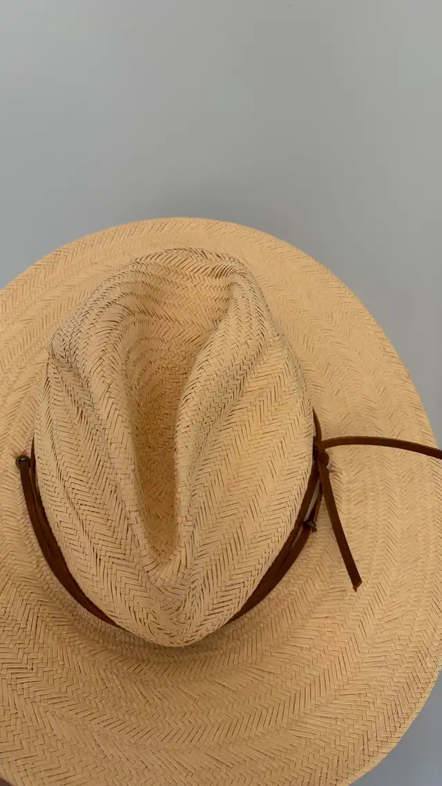 WYETH Wide Brim Straw Sun Hat with Leather Chin Strap – OS in Other in Barrie - Image 3