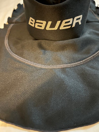 Protège-cou Bauer NLP22 Kevlar certifié BNQ