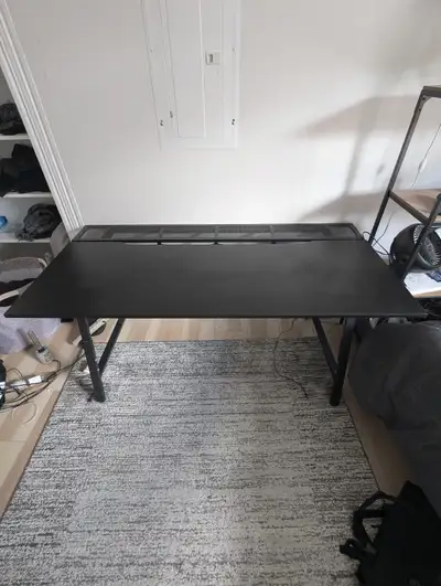 UTESPELARE Gaming Desk, View more
