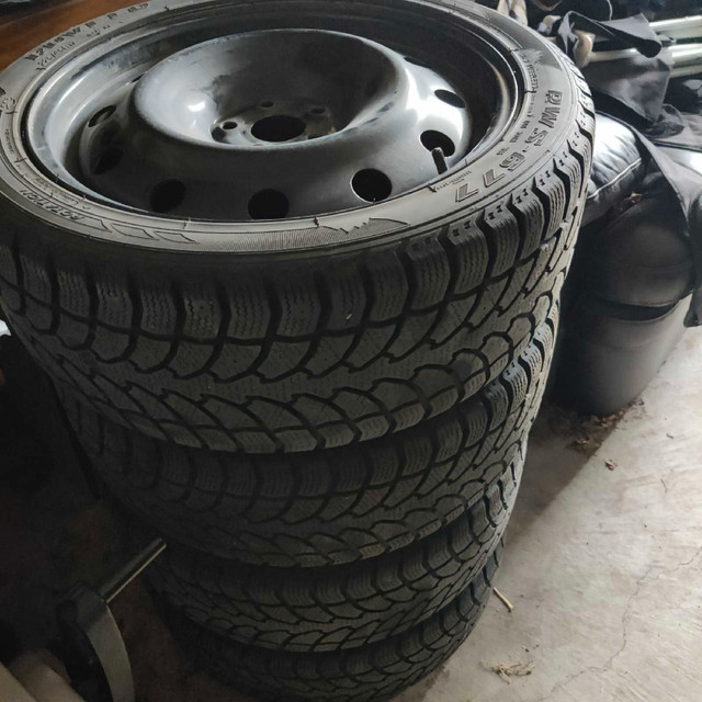 Subaru winter tires in Tires & Rims in Hamilton