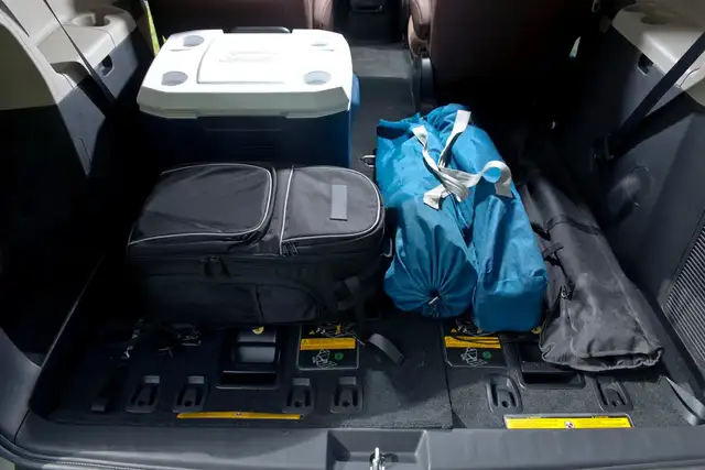 DAILY RIDESHARE -  From  OTTAWA  To  TORONTO in Rideshare in Mississauga / Peel Region - Image 9
