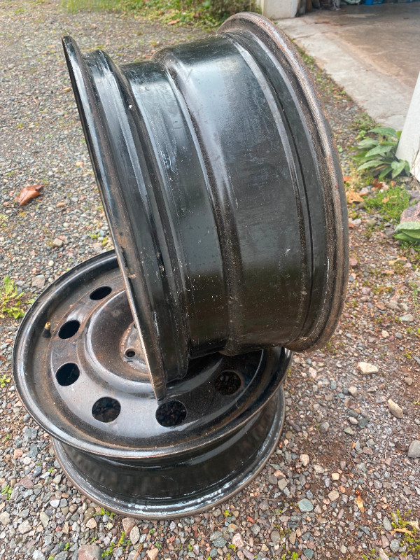 Car rims x 2 - 17 inch in Tires & Rims in New Glasgow - Image 4